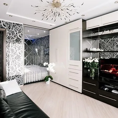 Lux Mayakovskogo 14 *